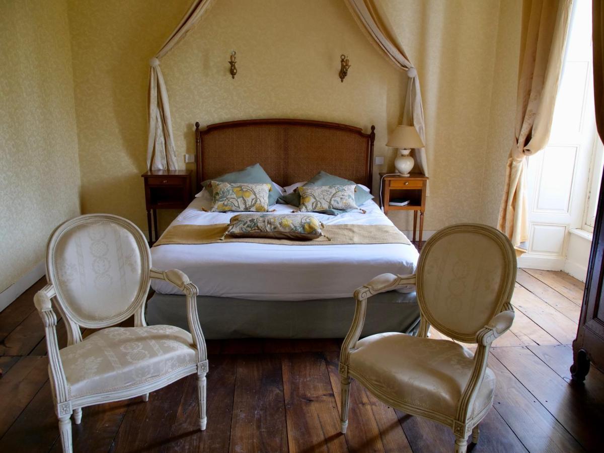 Chateau De La Foltiere Bed & Breakfast *